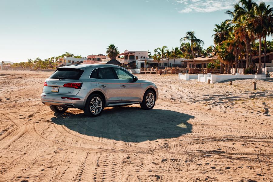  Audi Q5 2.0T Quattro 2017 года  (NA) (фото 17 из 40)